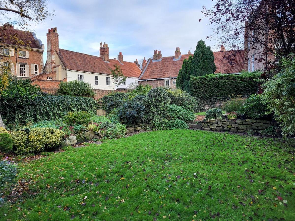 York Minster Garden Apartment Exterior foto