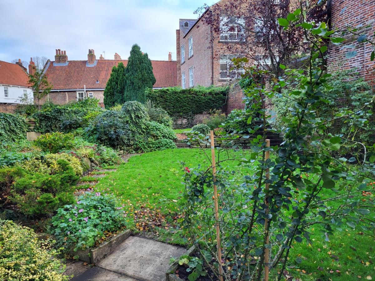 York Minster Garden Apartment Exterior foto